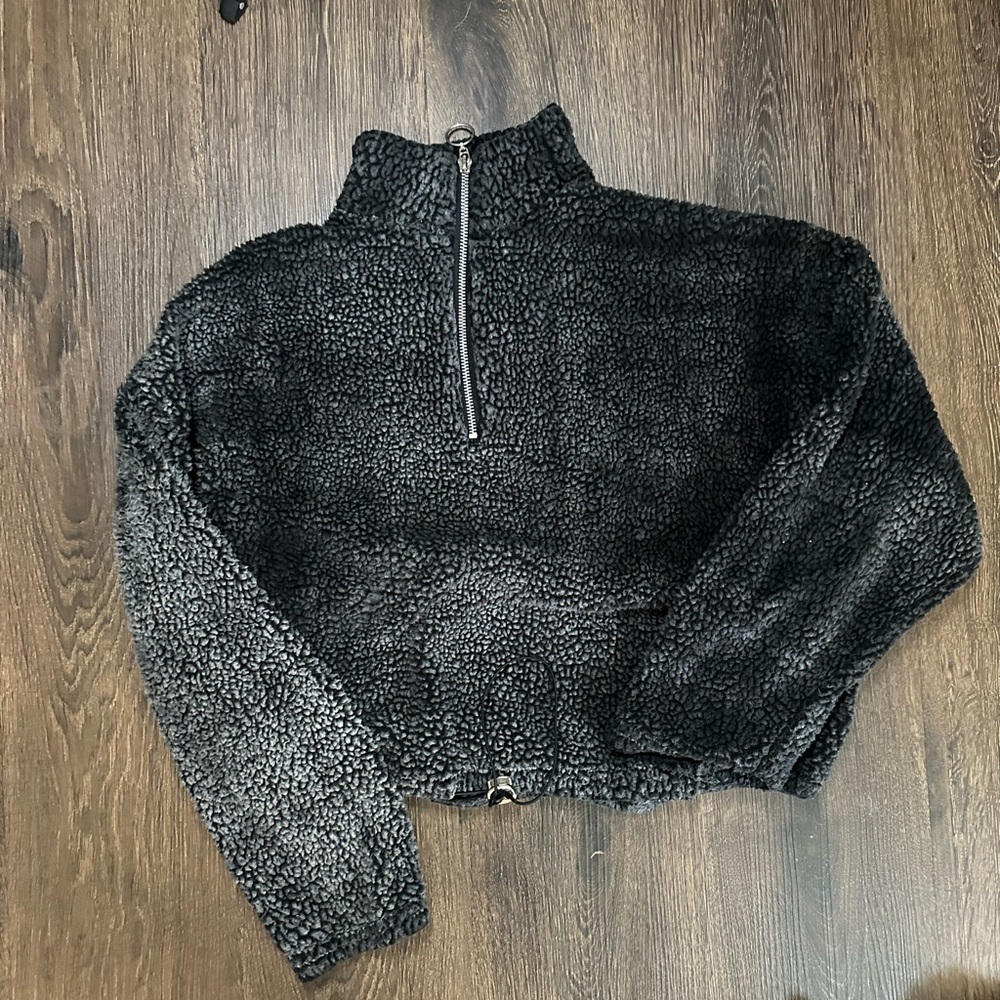 Cozy Black Fleece Women's Sweatshirt
